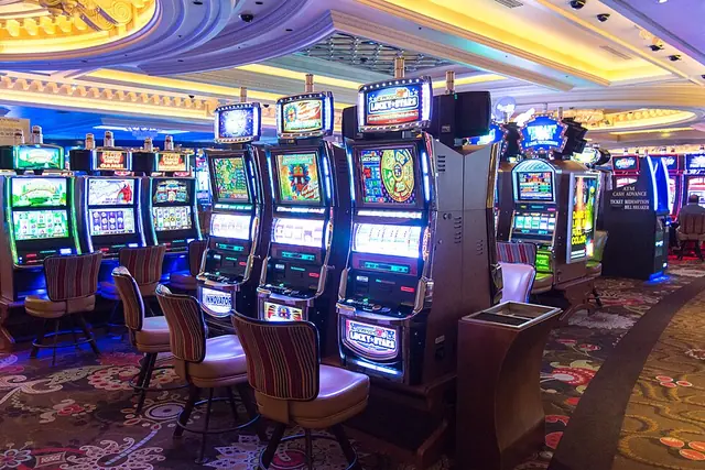 Fila de slot machines